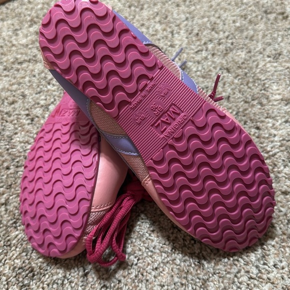 NWOT Original MAZ Lightweight Brazilian Sneakers - Picture 5 of 5
